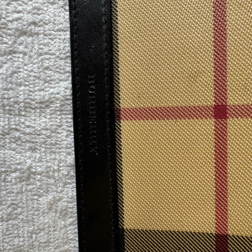 Burberry Black Leather Wallet EUC - Picture 6 of 9